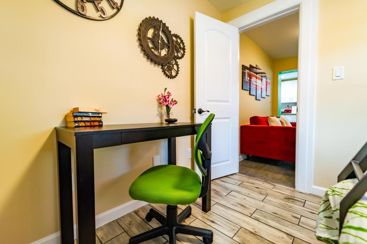 Beach Chairs, Good Kitchen, Strong Wifi On 14Th Ave Fort Lauderdale Exteriör bild